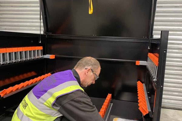 Pallets or Stillages? …Making the right decision