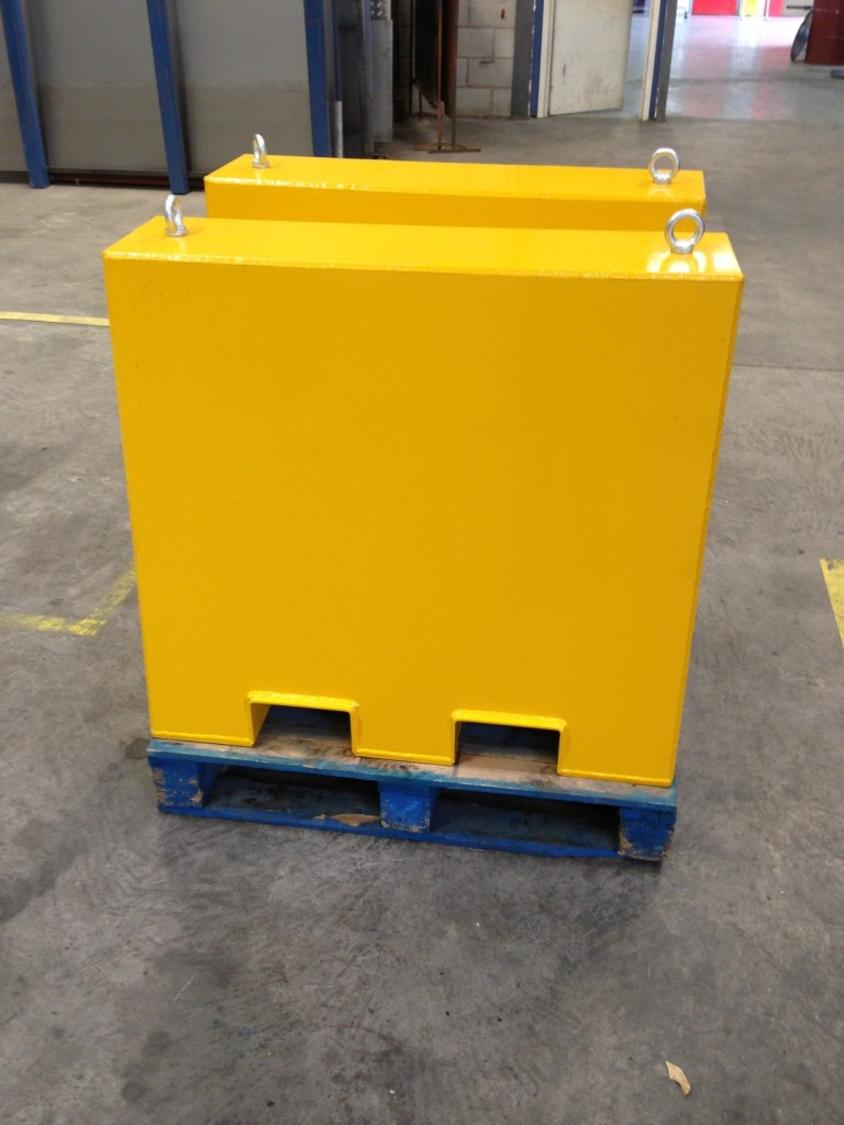 AD-239-2013-08 – Winding Support Stands – 25 Tonnes