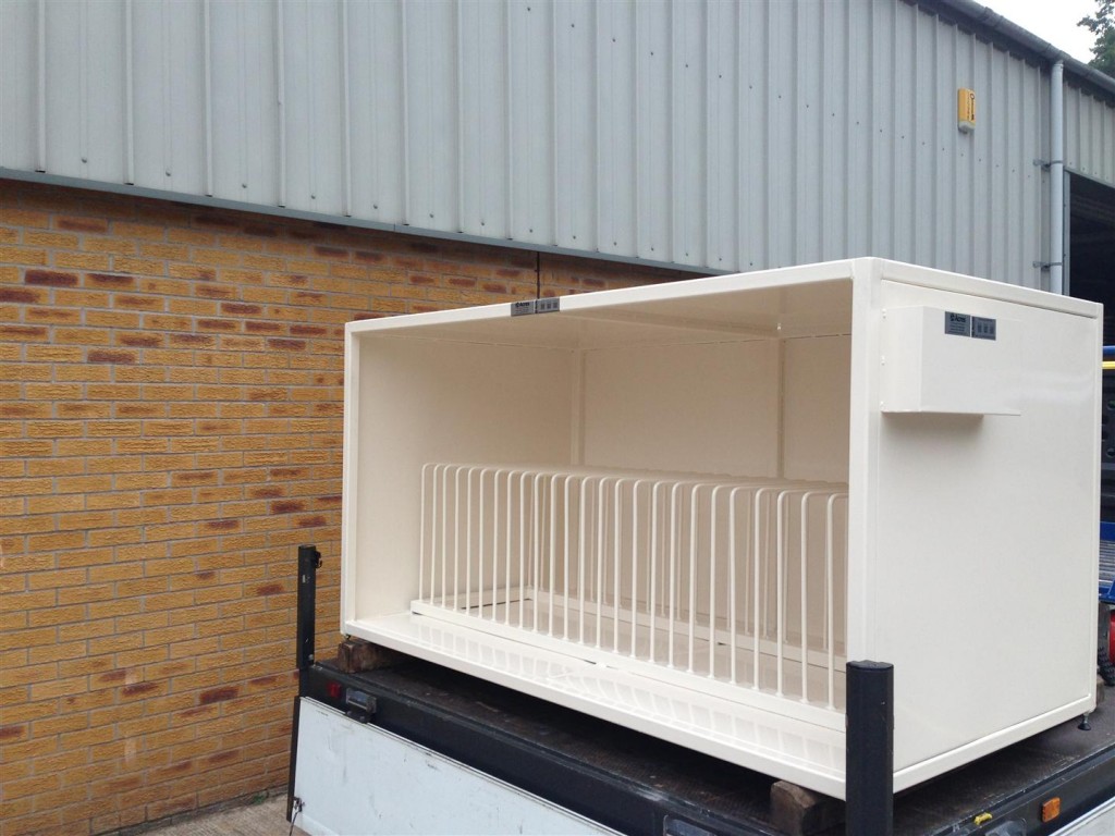 AD-250-2013-08 – Large Chiller Baffle Storage Cabinet