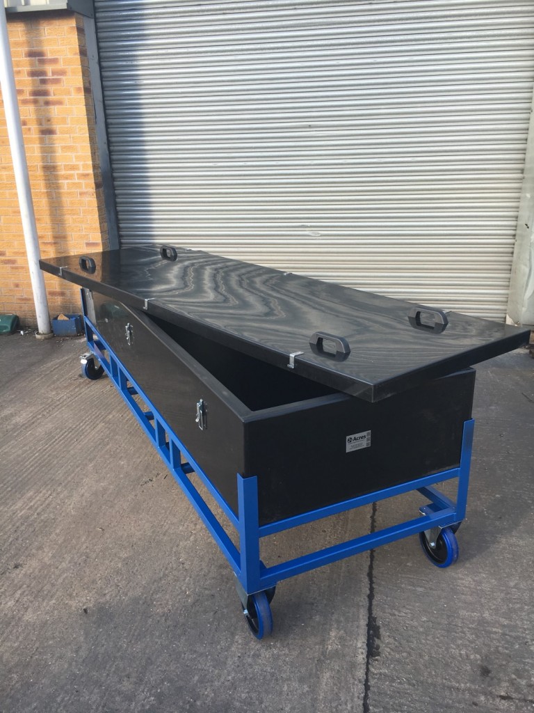 Large Tube Kitting Box