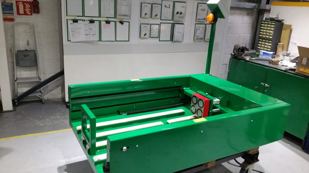 Fork-truck Battery Changing Unit  – SPU 1050 x 1000 (Medium)
