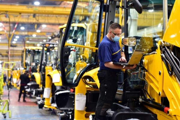 Continued demand sees JCB create 100 new jobs