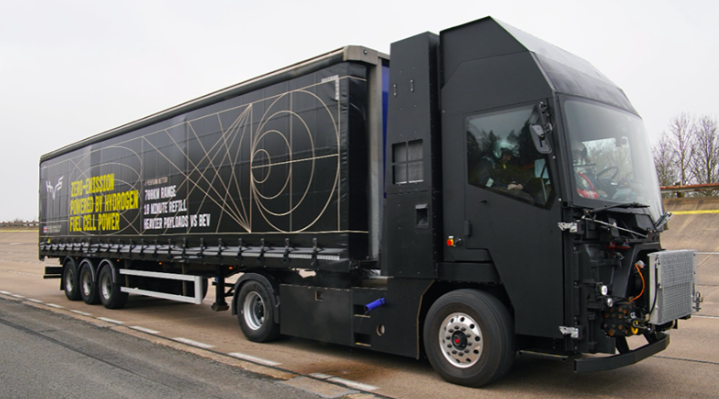 Green-hydrogen fuelled HVS truck pulls trailer for the first time