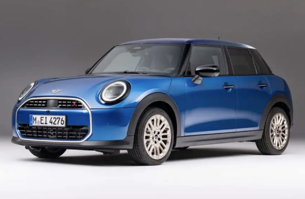 Oxford’s Mini releases last petrol combustion car